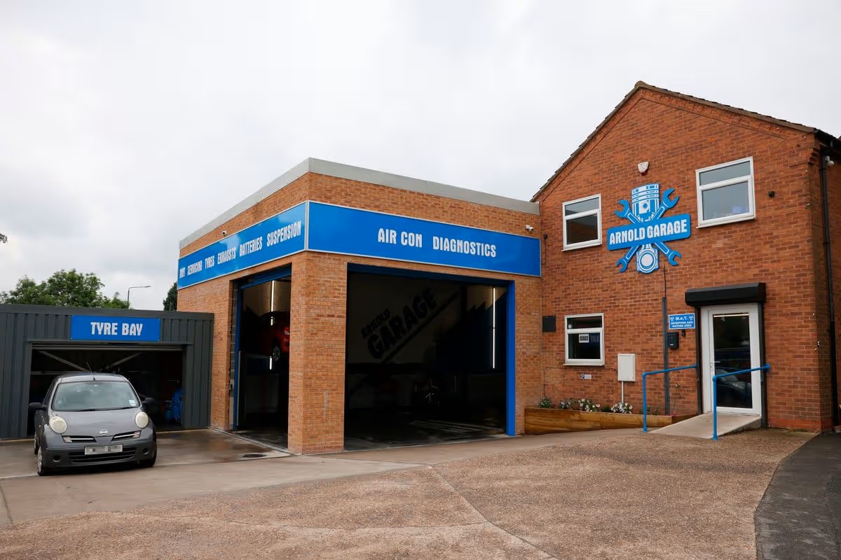 Arnold Garage Ltd Store Image